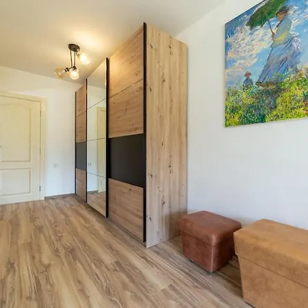 Garden バイナ・バシュタ